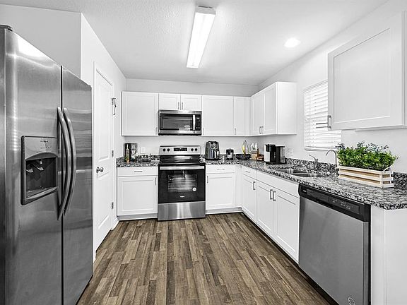 4th image of 15642 Briar Forest Drive