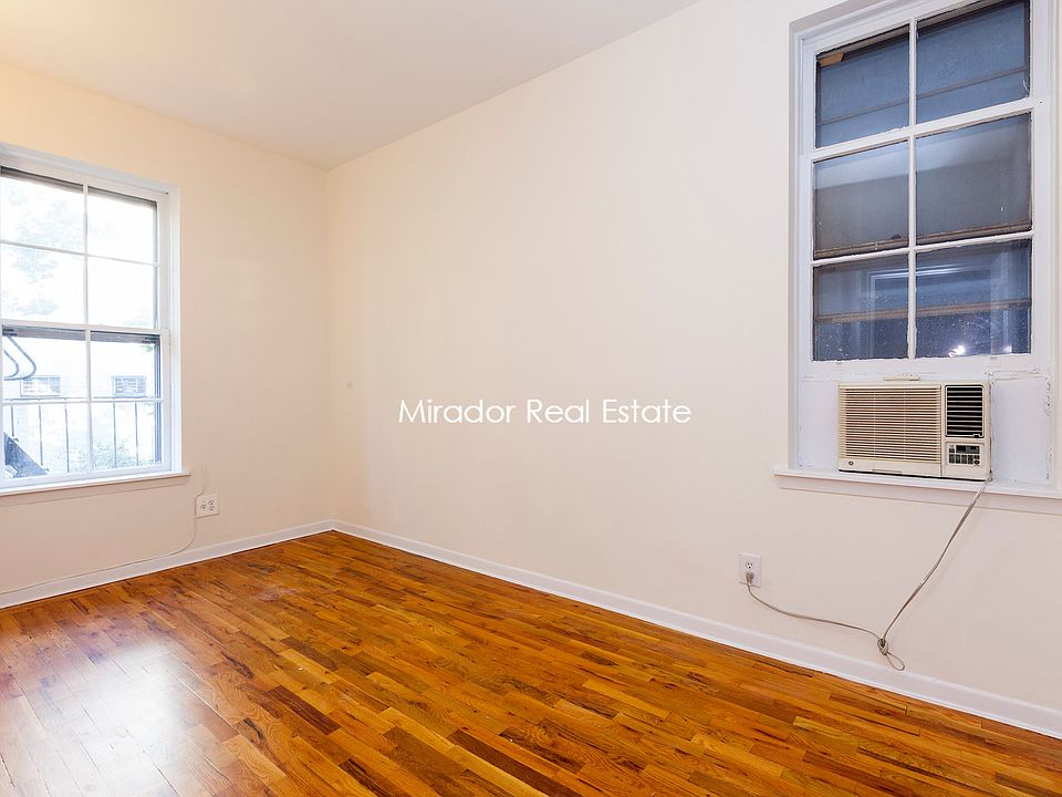 1st image of 118 E 11th St APT 3C