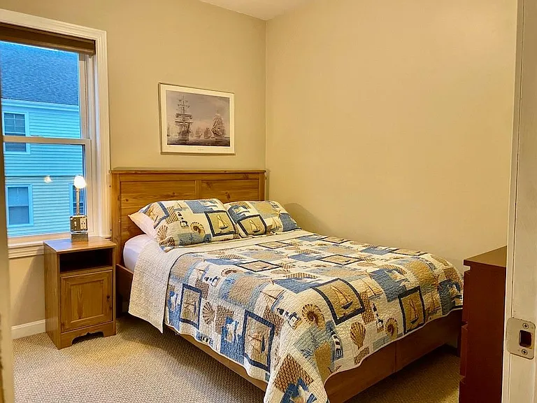 61 Callender Ave #2 — Photo 15