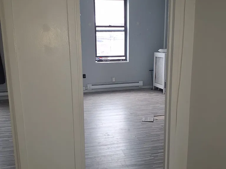 85 Bruce Ave #2S — Photo 10