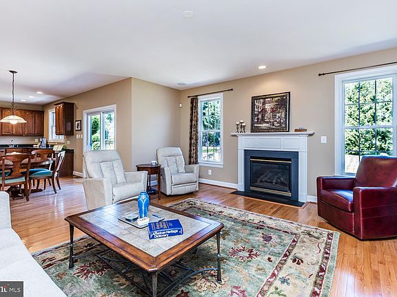 4th image of 3029 Carlee Run Ct