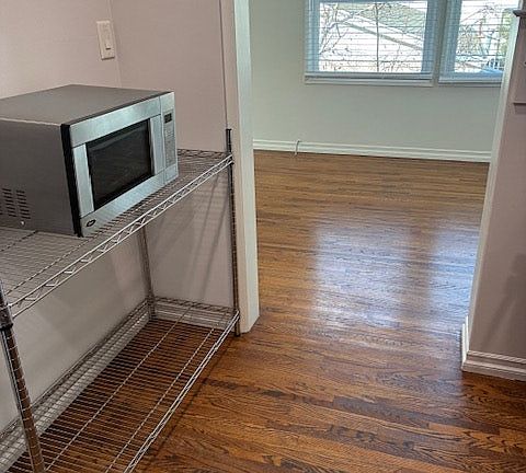 3rd image of 230 N Myers St APT B