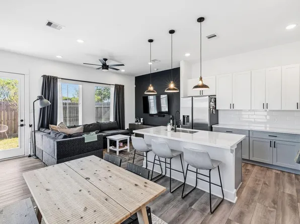 2908 Stevens St, Houston, TX 77026