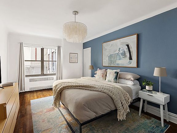 5th image of 230 Park Pl APT 1G