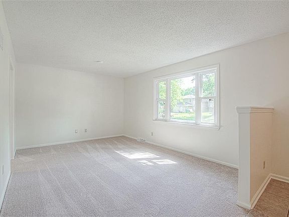 4th image of 13324 Park Hills Dr