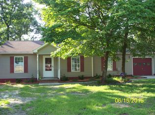 208 Chappell Creek Court, Richlands, NC 28574