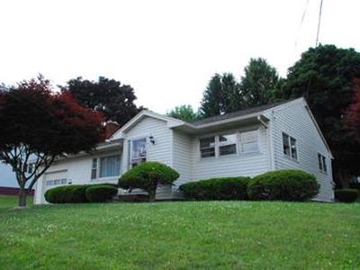 1069 Admiral Pl, Elmira, NY, 14901