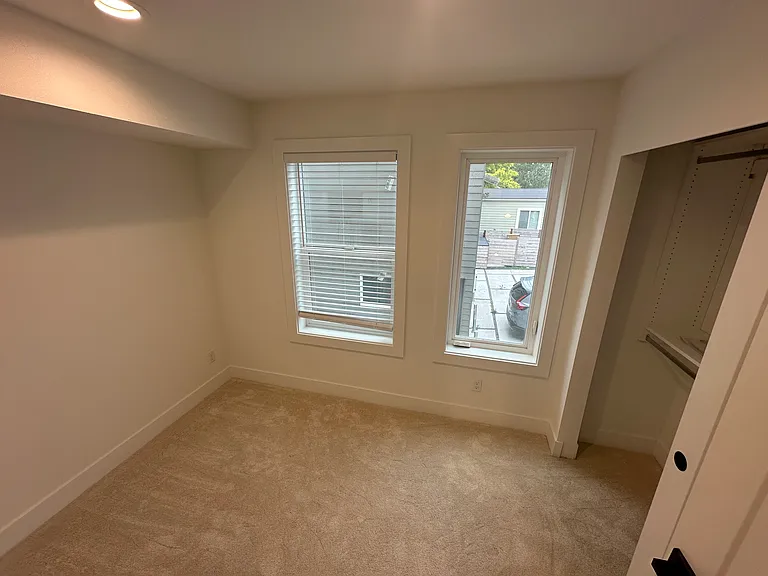 4318 SW Holly St — Photo 12