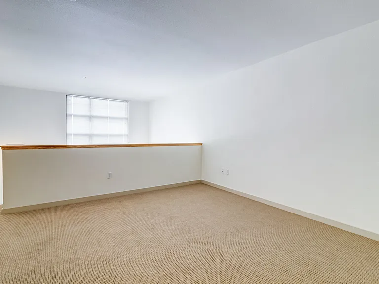 Venue Apartments — Photo 35