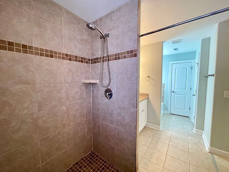 9532 15th Bay St — Photo 32
