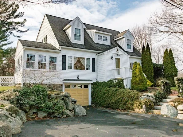 22 Dudley Ln, Marshfield, MA 02050