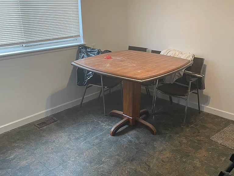 Titan Dr — Photo 8