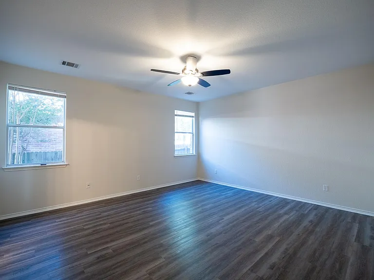 1710 Lomita Dr — Photo 14