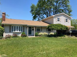 1759 Hibbard Dr, Stow, OH 44224