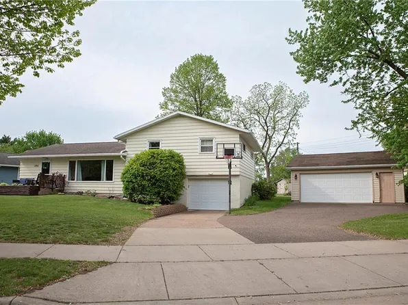2702 Clark Place, Eau Claire, WI 54701