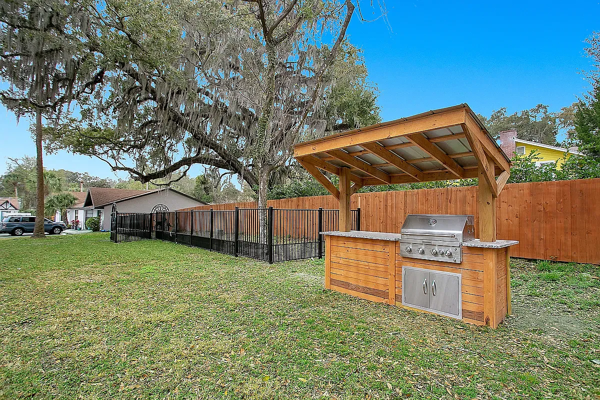 The Rhoads Apartments | 2 Bedroom Apartments in Leesburg, FL — Photo 2