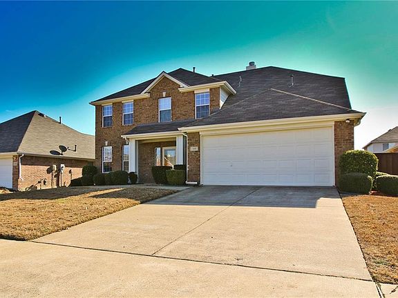 3rd image of 3202 Edgebrook Ct
