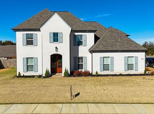 2308 Spring Ridge Dr, Hernando, MS 38632