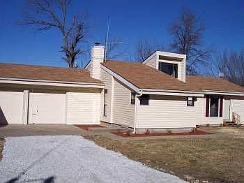 2nd image of 1636 Rainbow Dr