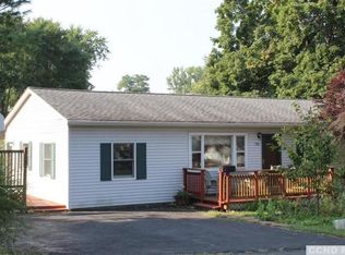 302 Hudson Ave E, Rensselaer, NY 12144