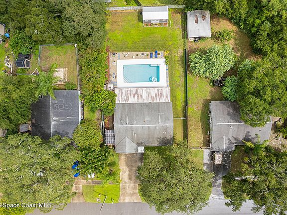 4th image of 1725 Valley Forge Dr