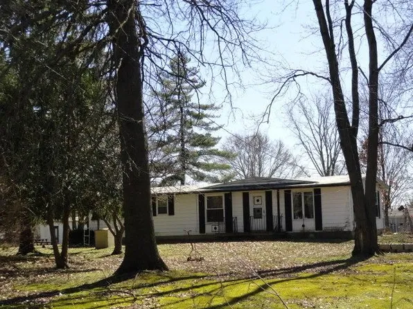 420 Douglas St, Cardington, OH 43315