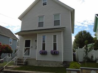 74 Ludlam St, Lowell, MA 01850
