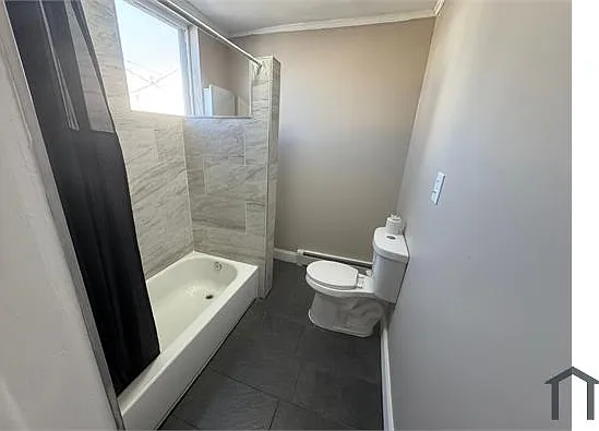 108 Franklin St #2 — Photo 4