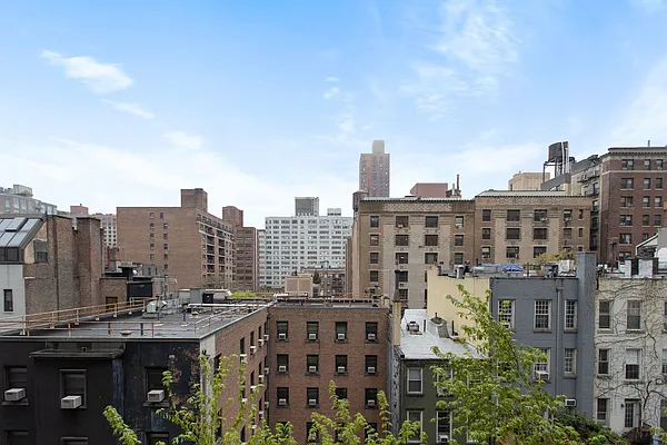 Sold by Compass | media 6