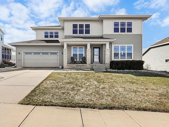 2nd image of 672 Gatsby Glen Dr