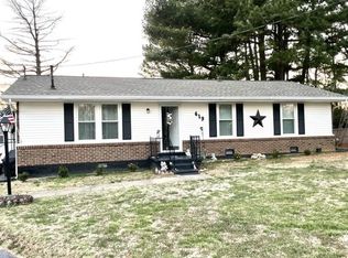 619 Evergreen Park Dr, Hopkinsville, KY 42240