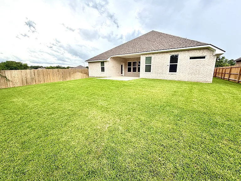 1206 Bridgewater Dr — Photo 18