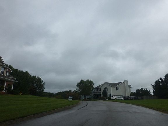 4th image of 1935 Meadow Stone Ln