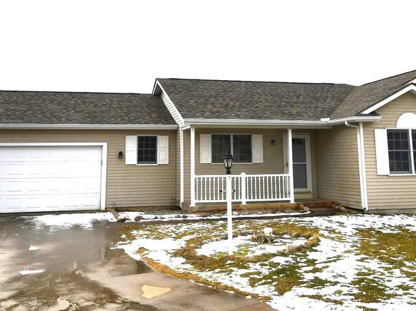 20938 W Bend Ct, Goshen, IN 46528