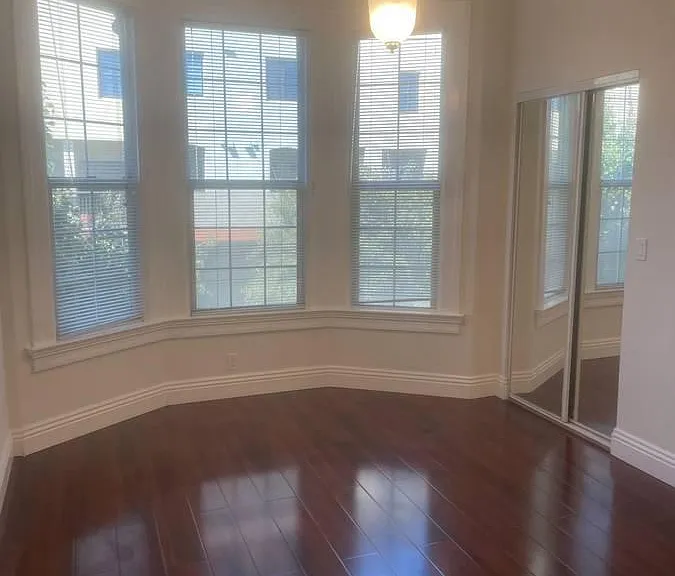 4728 Shattuck Ave #30A — Photo 1