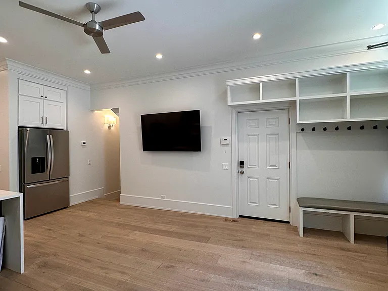 2950 N Sheffield Ave #1F — Photo 4