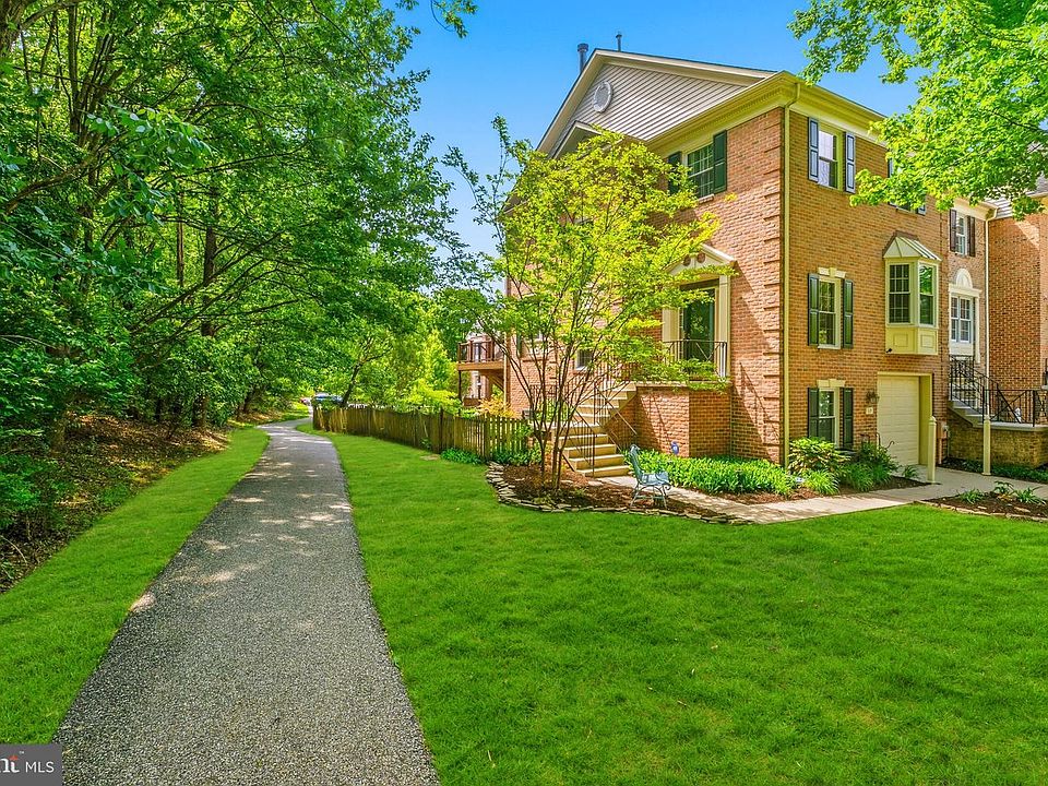 1st image of 17 Boyne Ct