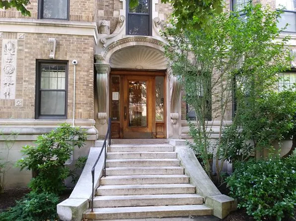 114 Riverway APT 20, Boston, MA 02215