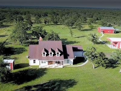 949 Abrameit Rd, Goliad, TX, 77963