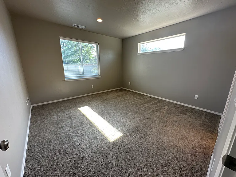 1271 W Lydia St — Photo 17