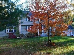 50 Averill St, Topsfield, MA 01983