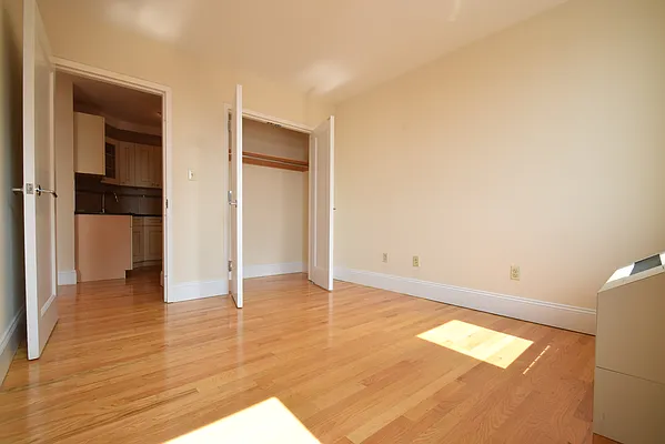 Rented by Urban Realty NYC | media 6