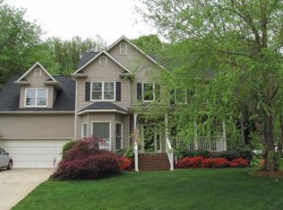 412 Farming Creek Dr, Simpsonville, SC 29680