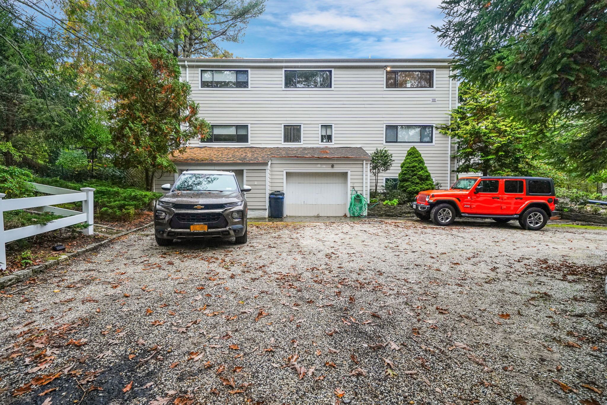 1998 Deerfield Rd, Water Mill, NY 11976 Out East