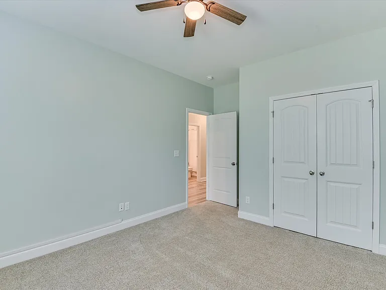 183 Williston Rd — Photo 29
