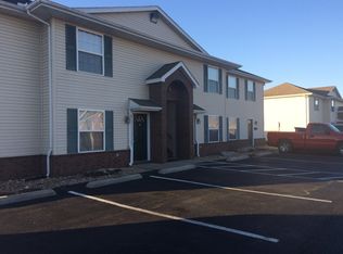 96 Wellspring Dr #10, Reeds Spring, MO 65737