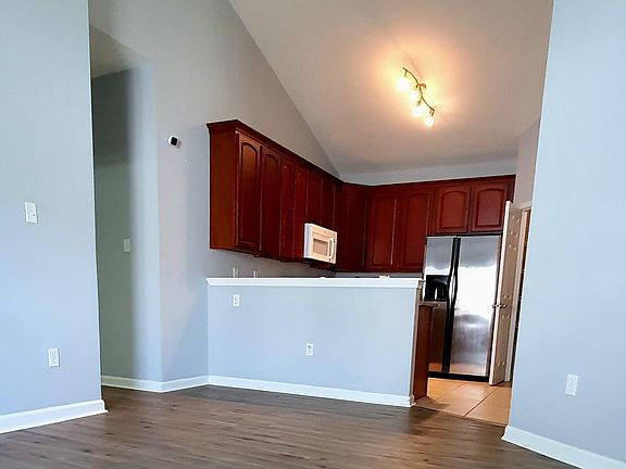 2nd image of 11532 Acorn Dr