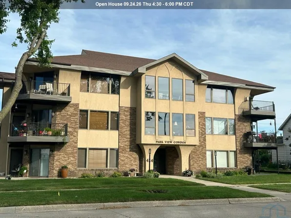 424 4th Ave APT 3, Sheldon, IA 51201