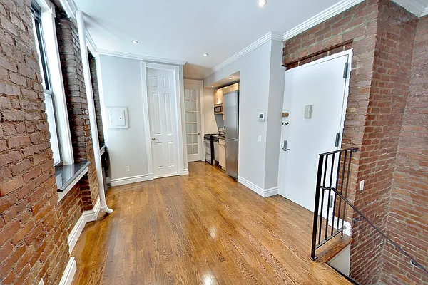 Rented by Centennial Properties NY | media 20