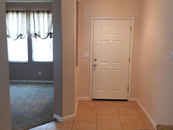 Entry w/Study Area (left)